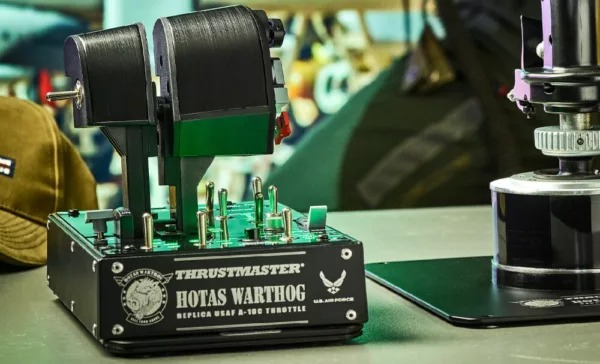 Thrustmaster HOTAS WARTHOG DUAL THROTTLES Flugsimulator mit doppeldrossel – Bild 4